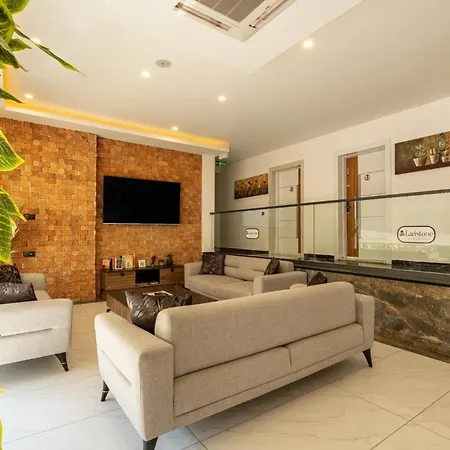 Laristone Suite Spa Hotel-2